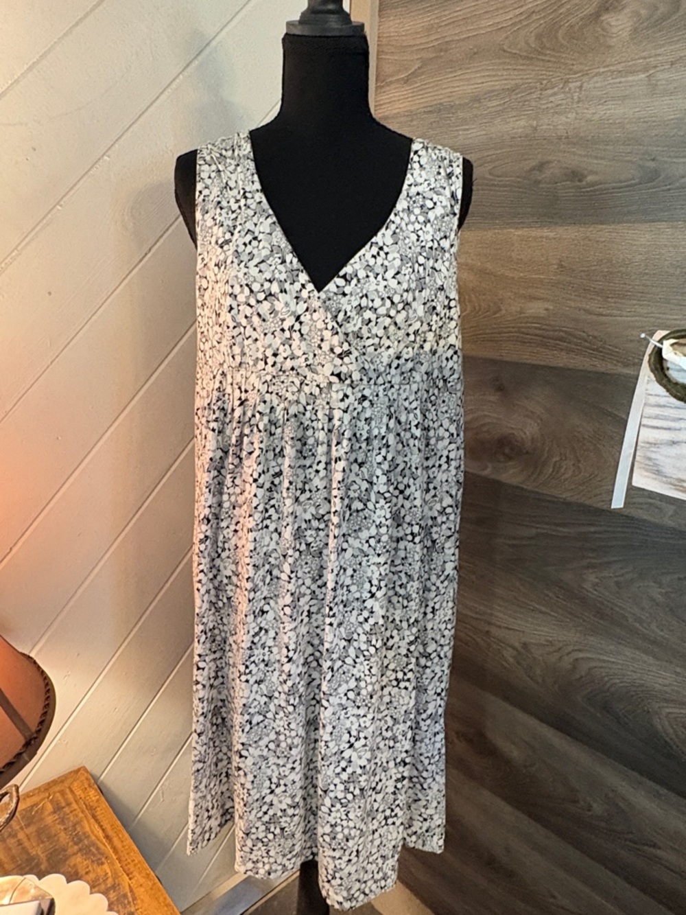 LOFT Black & White Floral Midi Dress